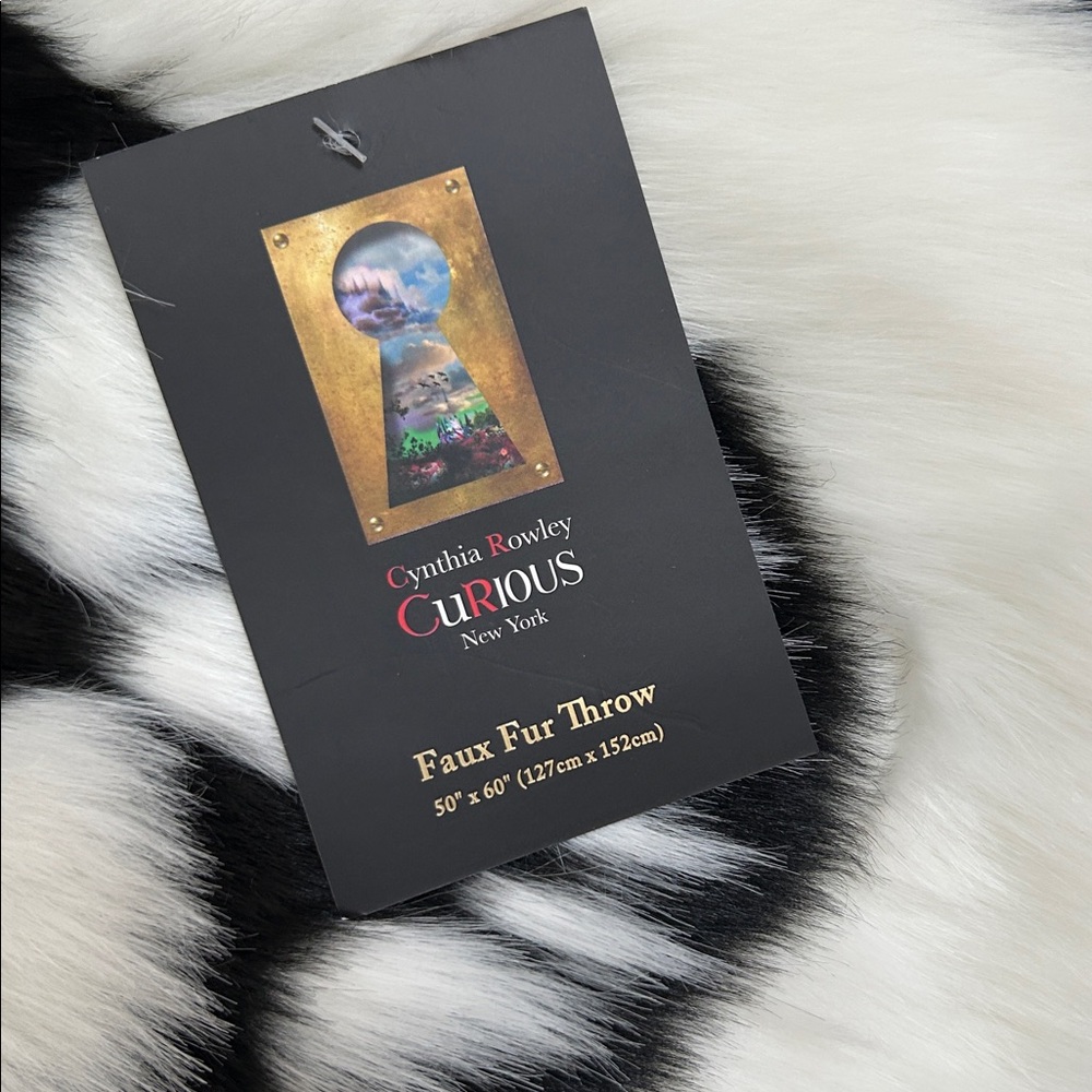 Cynthia Rowley Black and White Faux Fur Throw - Picture 5 of 9